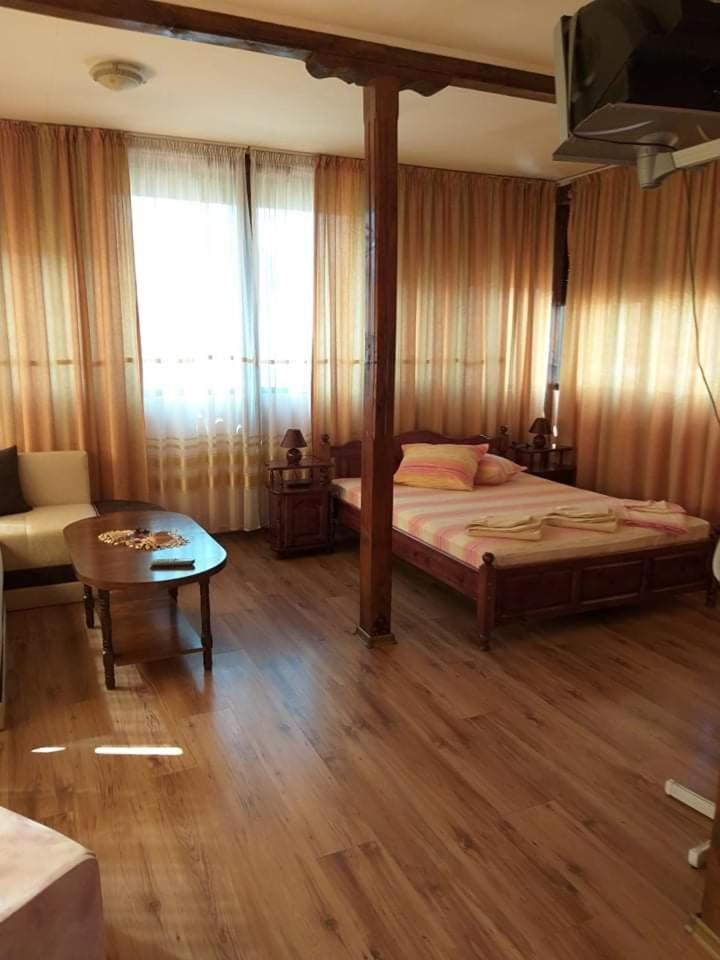 Guest House Ambrozia Koteł Zewnętrze zdjęcie